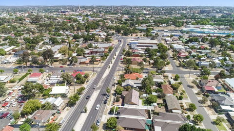 Black Lotus Townhouse - Accommodation Mooloolaba 13