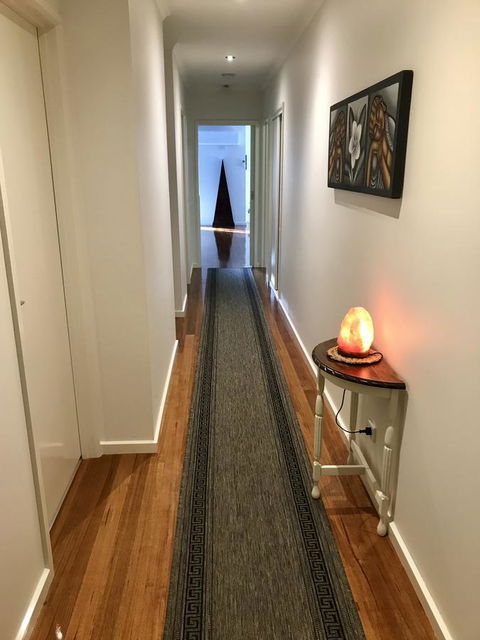 Black Lotus Townhouse - Accommodation Mooloolaba 9