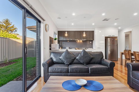 Biggs Villas Melbourne - Accommodation Mooloolaba 14
