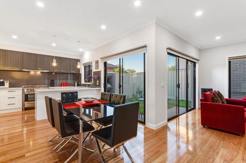 Biggs Villas Melbourne - Accommodation Mooloolaba 2