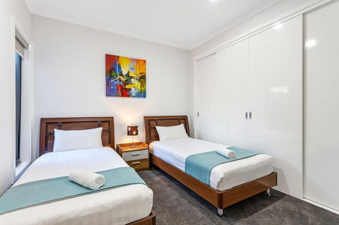 Biggs Villas Melbourne - Accommodation Mooloolaba 8
