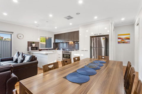 Biggs Villas Melbourne - Accommodation Mooloolaba 17