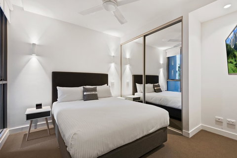 District Apartments Fitzroy - Accommodation Mooloolaba 25