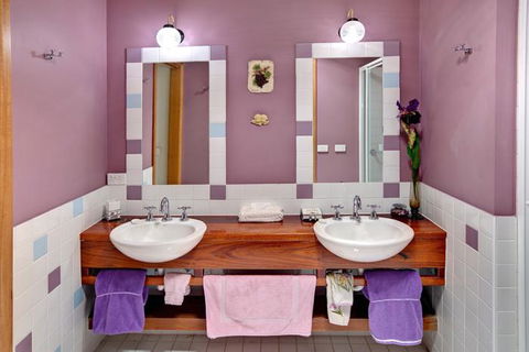 Ditto Daddy's - Accommodation Mooloolaba 8