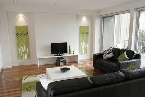 104 On Merri Apartments - Accommodation Mooloolaba 8