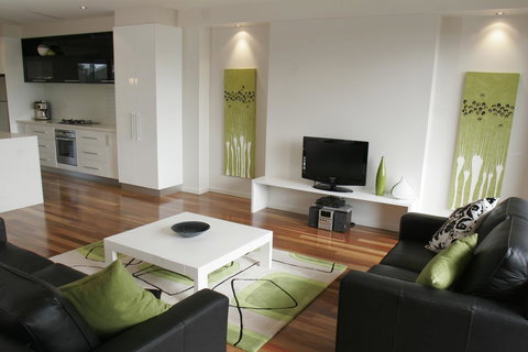 104 On Merri Apartments - Accommodation Mooloolaba 9