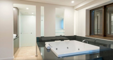 Luxury Apartments At Temple Resort And Spa Port Douglas - Accommodation Mooloolaba 21