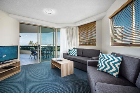 Landmark Resort - Accommodation Mooloolaba 9