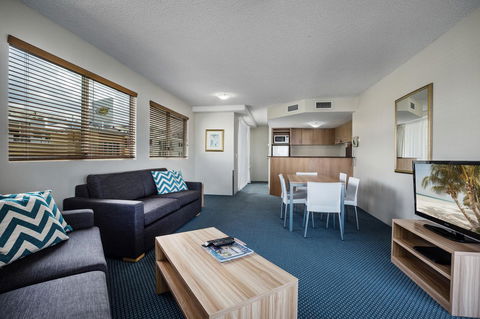 Landmark Resort - Accommodation Mooloolaba 7