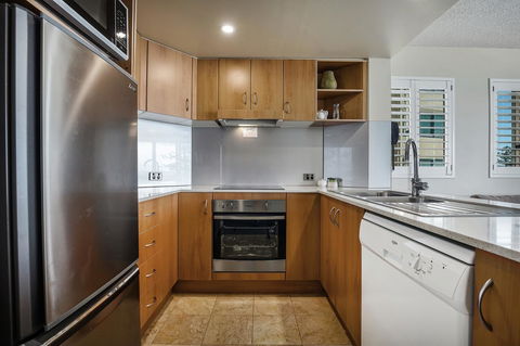 Landmark Resort - Accommodation Mooloolaba 13