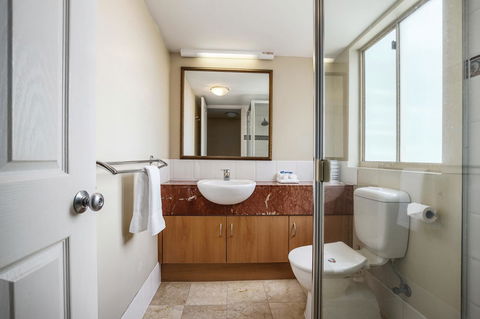 Landmark Resort - Accommodation Mooloolaba 10