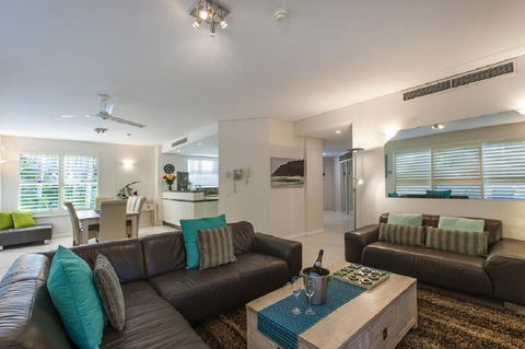 Emerald Noosa - Accommodation Mooloolaba 14