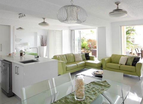 Hotel Laguna - Accommodation Mooloolaba 2