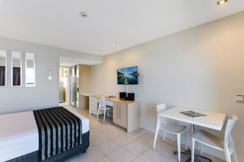 Aquarius On The Beach - Accommodation Mooloolaba 3