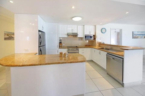 Coolum Caprice - Accommodation Mooloolaba 5