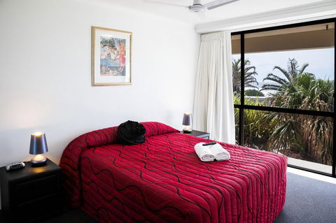Coolum Caprice - Accommodation Mooloolaba 10