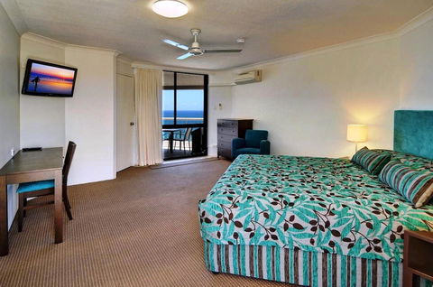 Coolum Caprice - Accommodation Mooloolaba 33