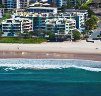 Rolling Surf Resort - Accommodation Mooloolaba