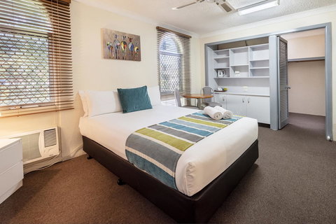 The Beach Motel Hervey Bay - Accommodation Mooloolaba 17