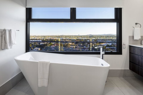 First Light Mooloolaba, Ascend Hotel Collection - Accommodation Mooloolaba 4