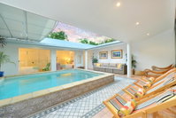  ANDY'S BEACH HOUSE 