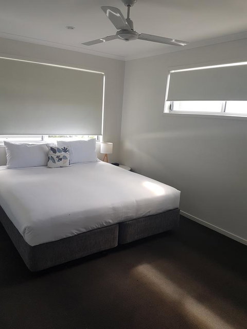 Direct Collective - Breeze On Brightwater - Accommodation Mooloolaba 7