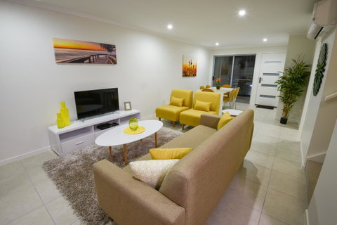 Direct Collective - Breeze On Brightwater - Accommodation Mooloolaba 0