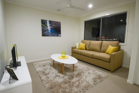 Direct Collective - Breeze On Brightwater - Accommodation Mooloolaba 9