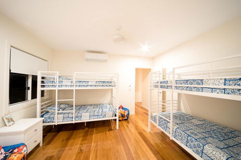 Whitsunday Luxury Homes - Accommodation Mooloolaba 7