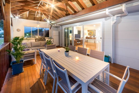 Whitsunday Luxury Homes - Accommodation Mooloolaba 1