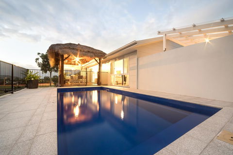 Whitsunday Luxury Homes - Accommodation Mooloolaba 0