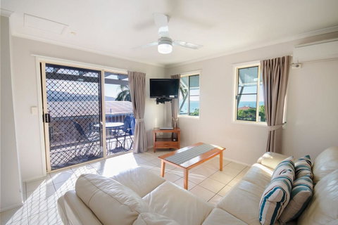 Airlie Apartments - Accommodation Mooloolaba 7