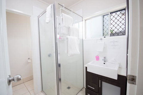 Airlie Apartments - Accommodation Mooloolaba 9