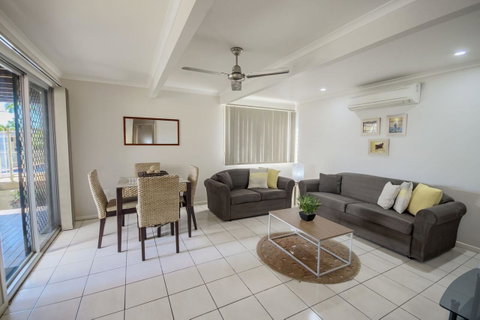 Airlie Apartments - Accommodation Mooloolaba 3