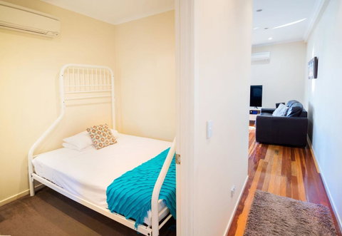 Airlie Apartments - Accommodation Mooloolaba 23