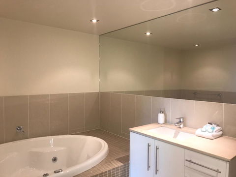 Proximity Waterfront Apartments - Accommodation Mooloolaba 12