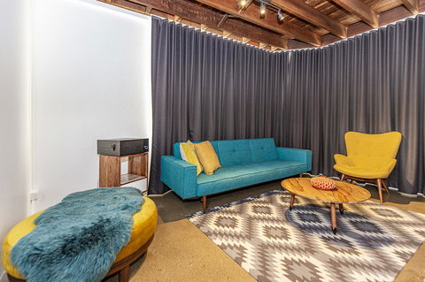The Pink Hotel Coolangatta - Accommodation Mooloolaba 21