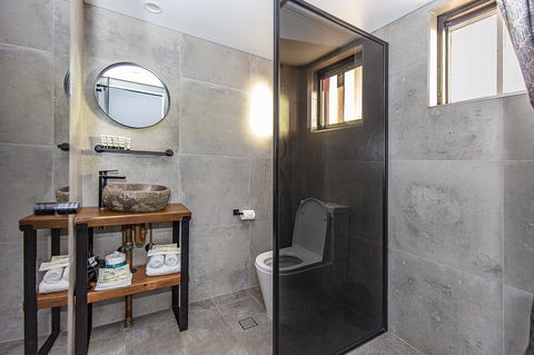 The Pink Hotel Coolangatta - Accommodation Mooloolaba 14