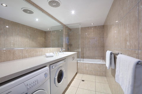 Peninsular Beachfront Resort - Accommodation Mooloolaba 14