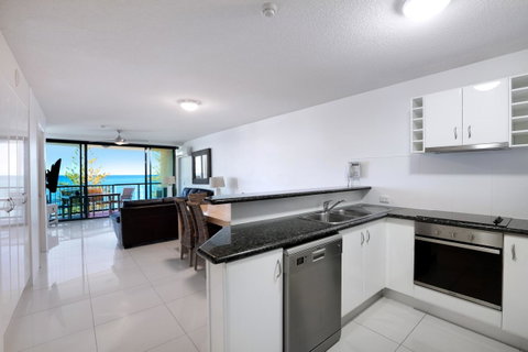 Peninsular Beachfront Resort - Accommodation Mooloolaba 21