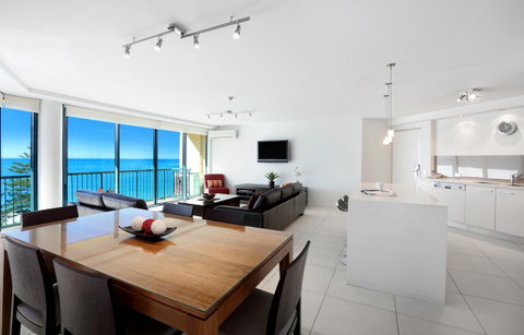 Peninsular Beachfront Resort - Accommodation Mooloolaba 7