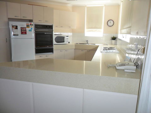 Grosvenor Beachfront Apartments Surfers Paradise - Accommodation Mooloolaba 15