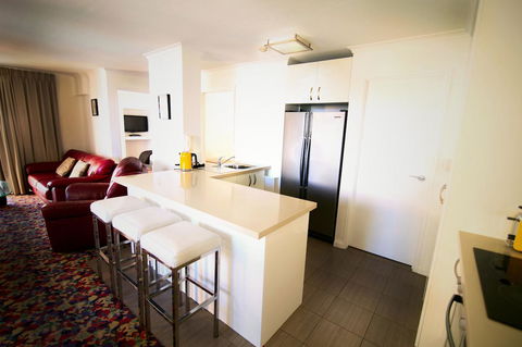Grosvenor Beachfront Apartments Surfers Paradise - Accommodation Mooloolaba 4
