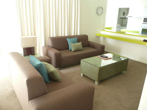 Grosvenor Beachfront Apartments Surfers Paradise - Accommodation Mooloolaba 8