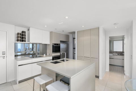 Soul Surfers Paradise - Gclr - Accommodation Mooloolaba 10