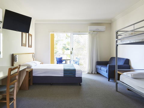 NRMA Treasure Island Holiday Resort - Accommodation Mooloolaba 11