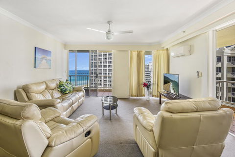 APR Private SUITES MOROC By The Beach - Accommodation Mooloolaba 20