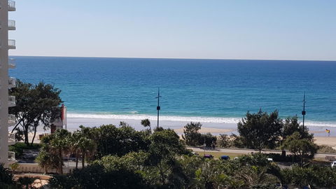 APR Private SUITES MOROC By The Beach - Accommodation Mooloolaba 6