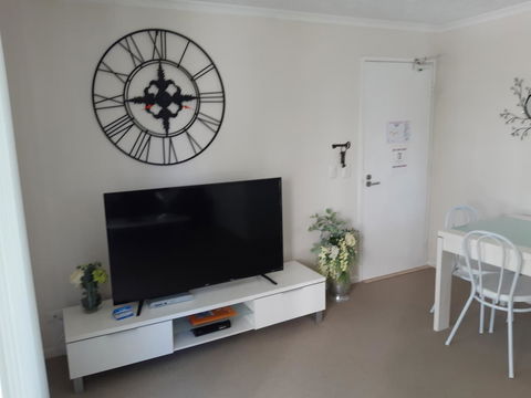 Surfers Beach Resort One - Accommodation Mooloolaba 4