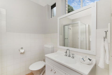 The Robert Towns - Accommodation Mooloolaba 5